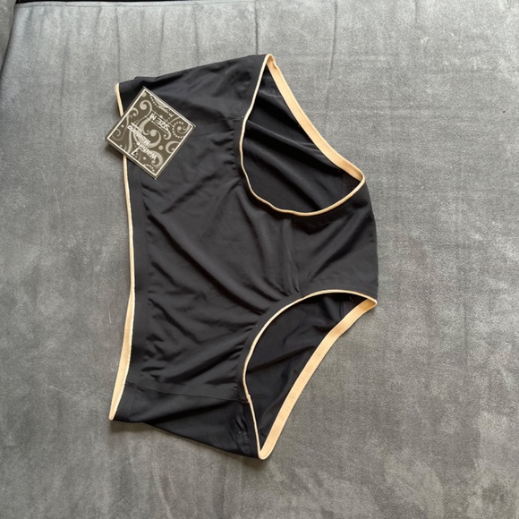 Lot of 5 brand new size medium women’s panties - Picture 3 of 6